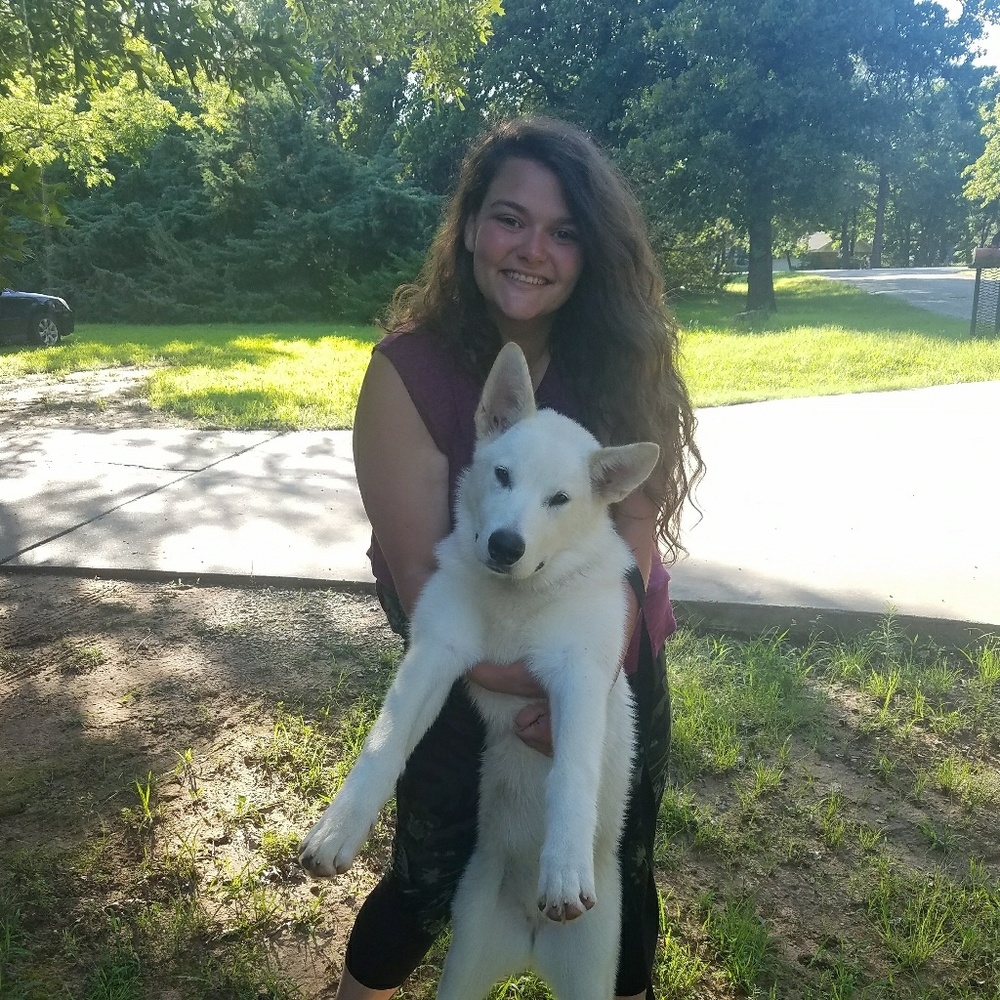 Meet your Posher, Lucy